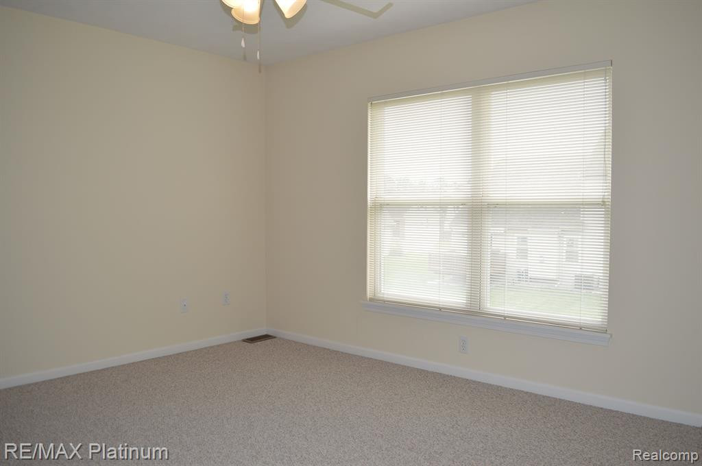 2580 KERRIA Drive, Howell, MI 48855 — Photo 14
