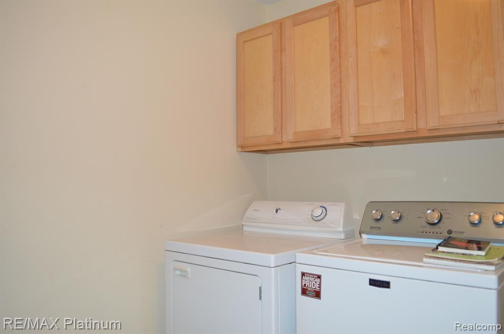 2580 KERRIA Drive, Howell, MI 48855 — Photo 17