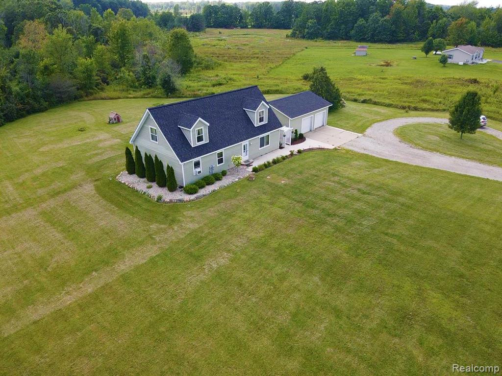 11511 DUNNIGAN Road, Emmett, MI 48022 — Photo 2