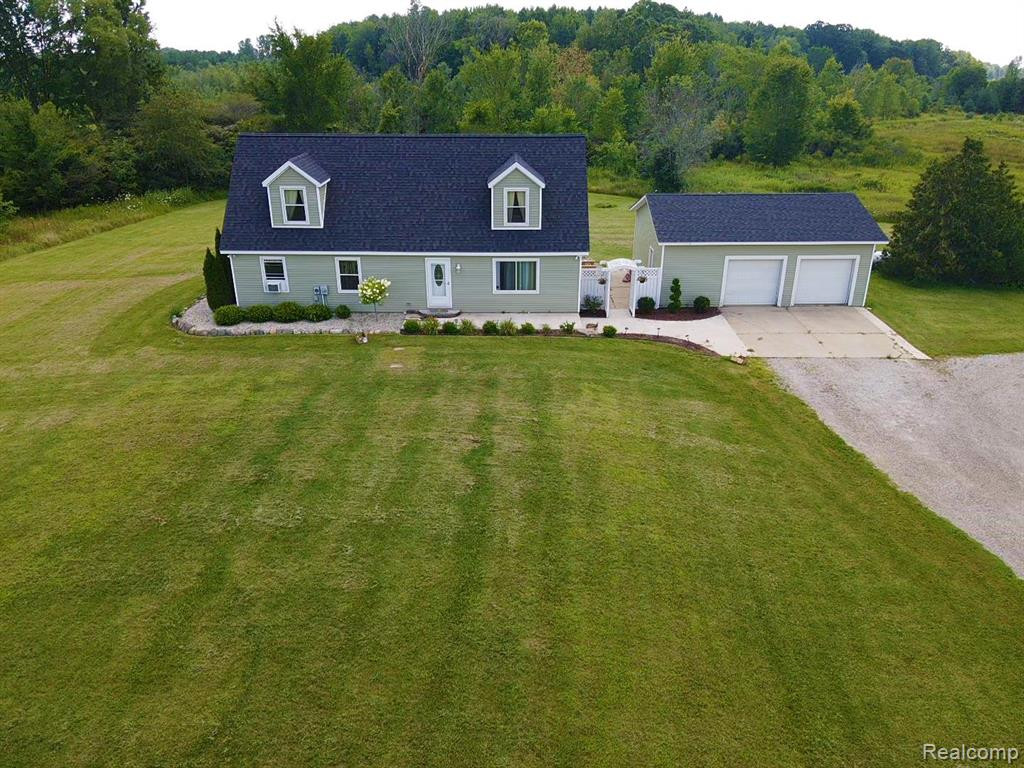 11511 DUNNIGAN Road, Emmett, MI 48022 — Photo 4