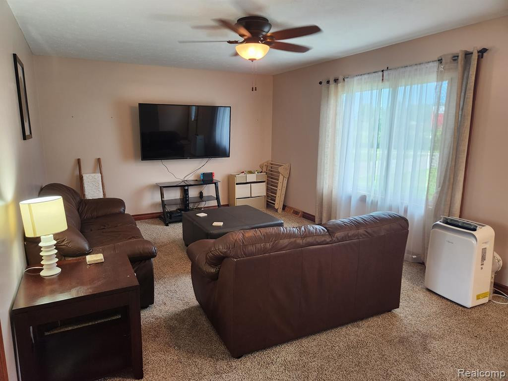 11511 DUNNIGAN Road, Emmett, MI 48022 — Photo 14