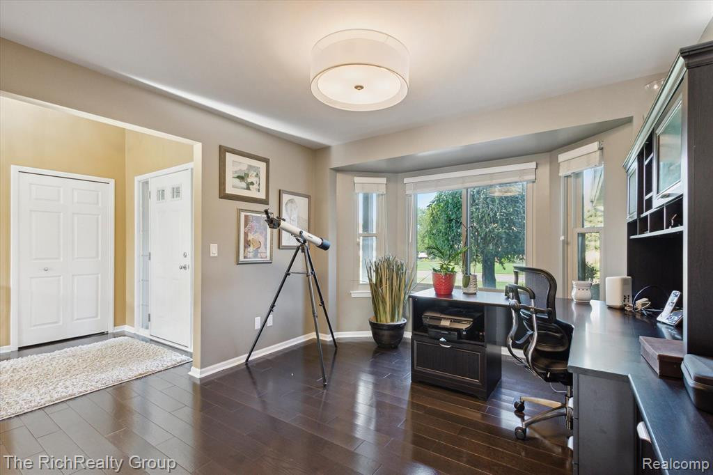20876 Oak Tree Drive, South Lyon, MI 48178 — Photo 15