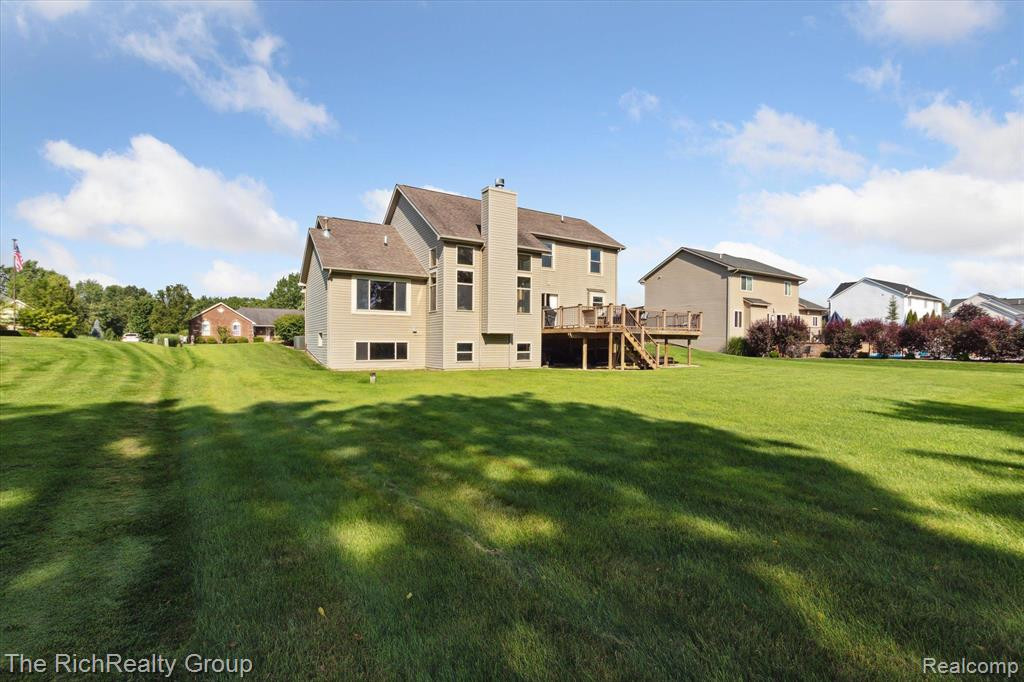 20876 Oak Tree Drive, South Lyon, MI 48178 — Photo 39