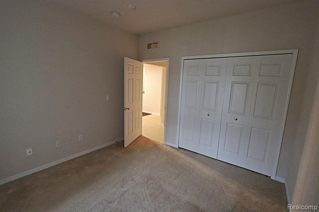 48431 MANOR BRIDGE Drive, 213, Canton, MI 48188 — Photo 16