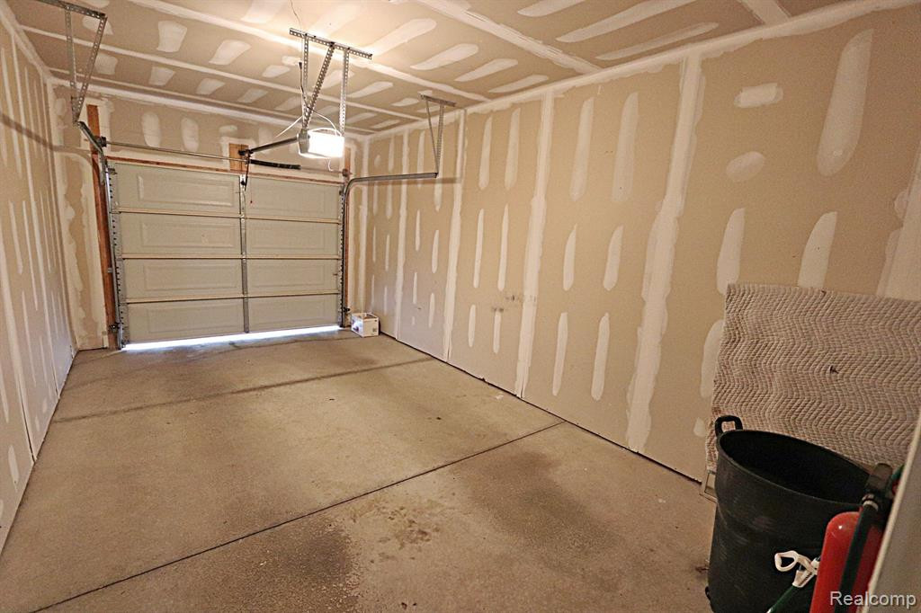 48431 MANOR BRIDGE Drive, 213, Canton, MI 48188 — Photo 18