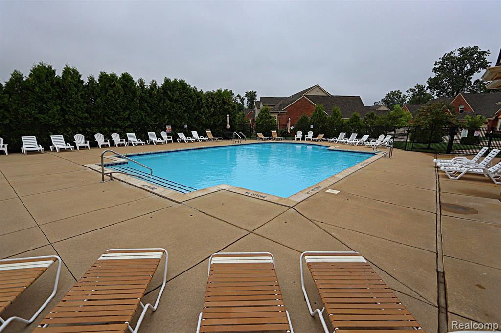 48431 MANOR BRIDGE Drive, 213, Canton, MI 48188 — Photo 26