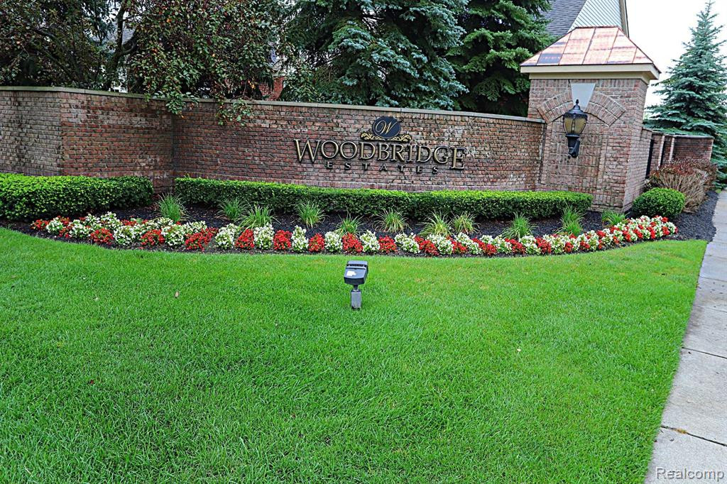 48431 MANOR BRIDGE Drive, 213, Canton, MI 48188 — Photo 29