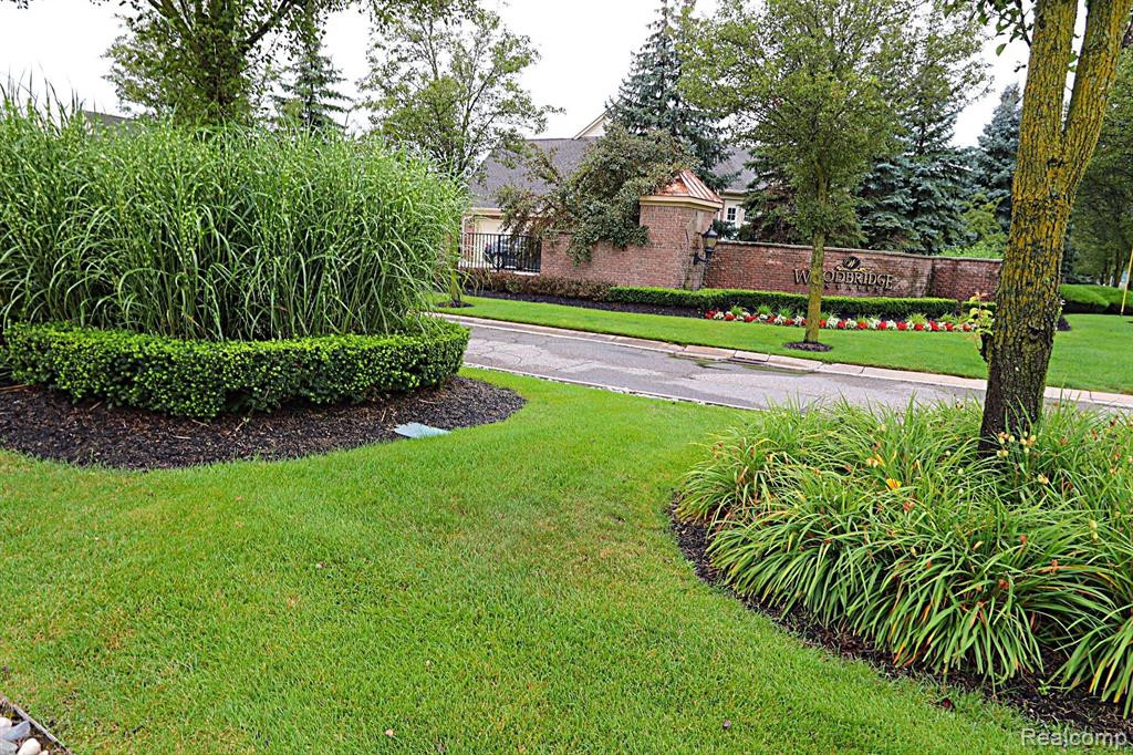 48431 MANOR BRIDGE Drive, 213, Canton, MI 48188 — Photo 30