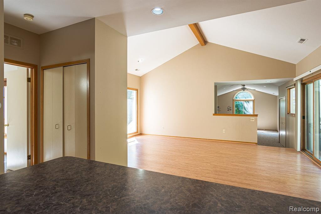 29248 LAUREL Drive, Farmington Hills, MI 48331 — Photo 13