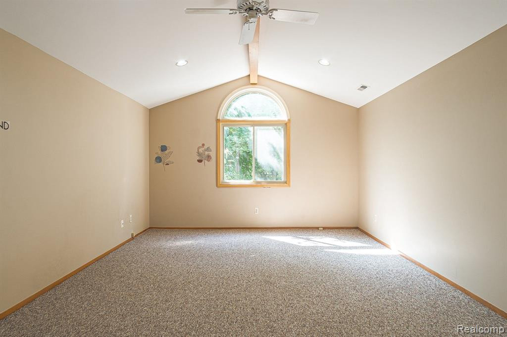29248 LAUREL Drive, Farmington Hills, MI 48331 — Photo 20