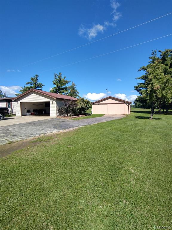 5298 SHREEVES Road, Fairgrove, MI 48733 — Photo 16