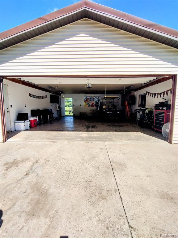 5298 SHREEVES Road, Fairgrove, MI 48733 — Photo 18