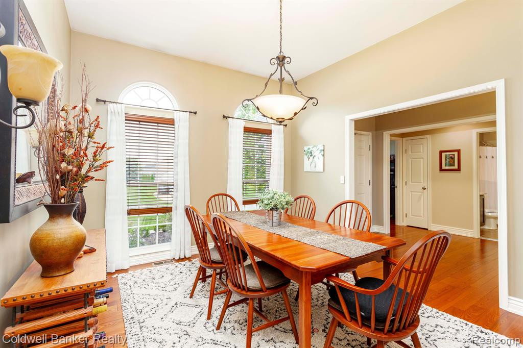 26404 GREAT PLAINS Drive, South Lyon, MI 48178 — Photo 10