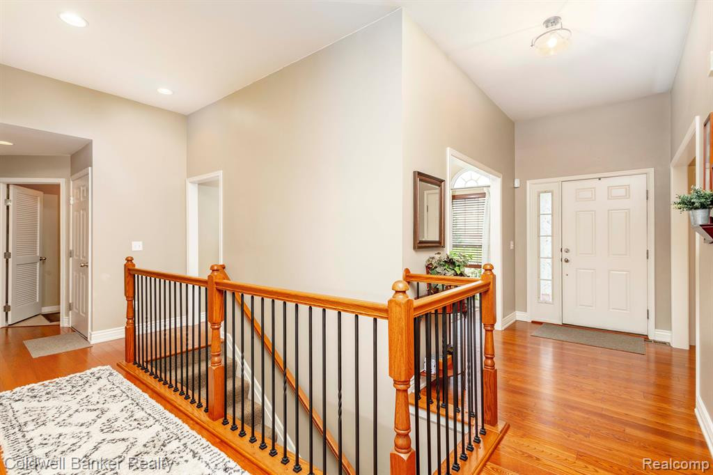 26404 GREAT PLAINS Drive, South Lyon, MI 48178 — Photo 12