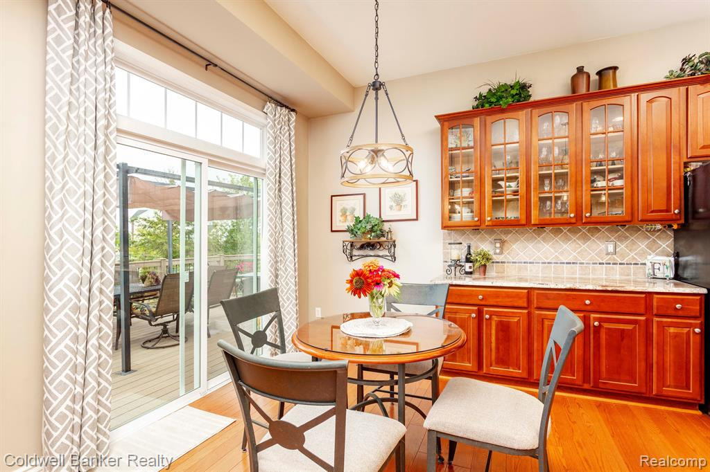 26404 GREAT PLAINS Drive, South Lyon, MI 48178 — Photo 16