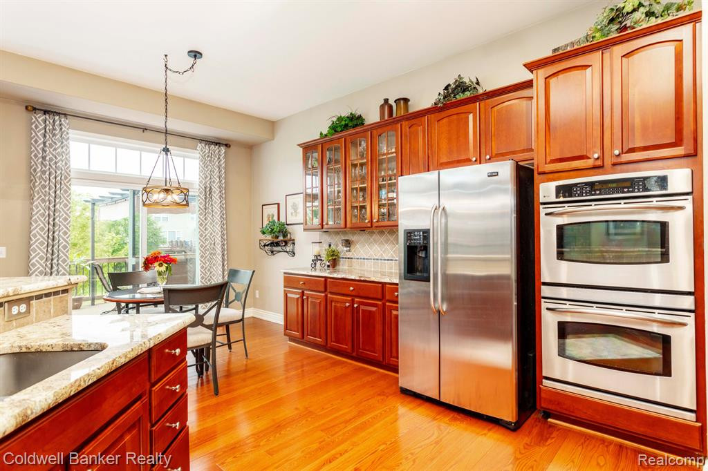 26404 GREAT PLAINS Drive, South Lyon, MI 48178 — Photo 19