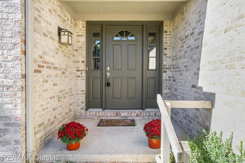 2979 S FOXRIDGE, Ann Arbor, MI 48105 — Photo 3