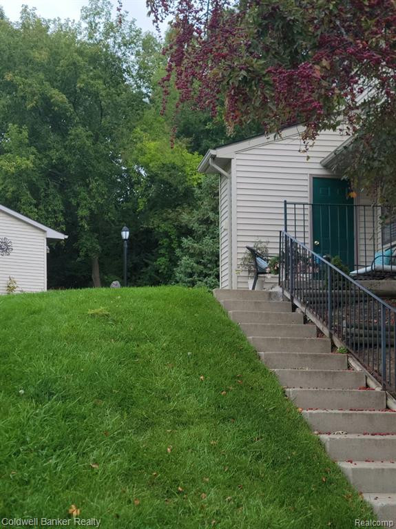 405 WATER TOWER Circle, Brighton, MI 48116 — Photo 4