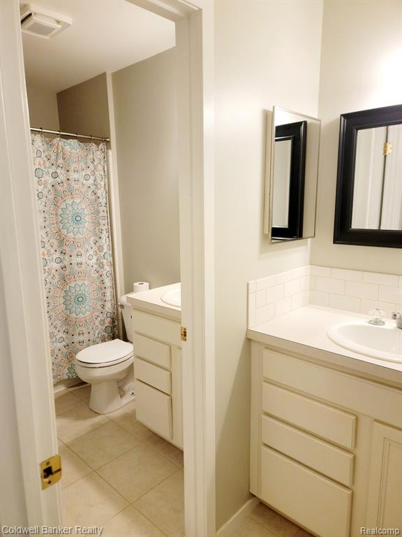 405 WATER TOWER Circle, Brighton, MI 48116 — Photo 19