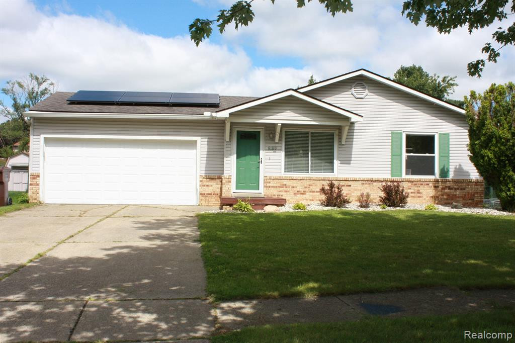 9189 ASCOT Drive, Ypsilanti, MI 48198 — Photo 2