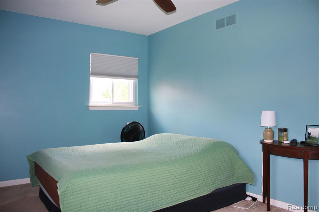 9189 ASCOT Drive, Ypsilanti, MI 48198 — Photo 19