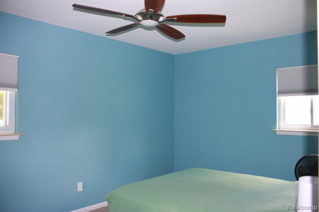 9189 ASCOT Drive, Ypsilanti, MI 48198 — Photo 20