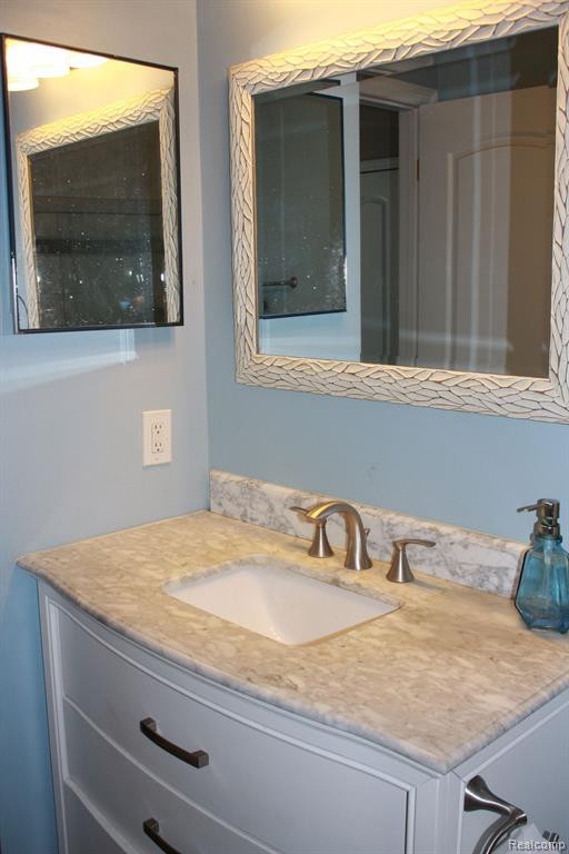 9189 ASCOT Drive, Ypsilanti, MI 48198 — Photo 22