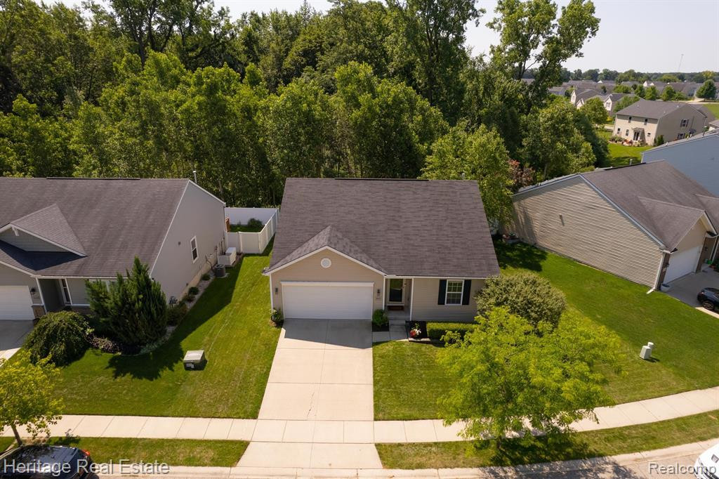 8218 BAYBERRY Court, Dexter, MI 48130 — Photo 2