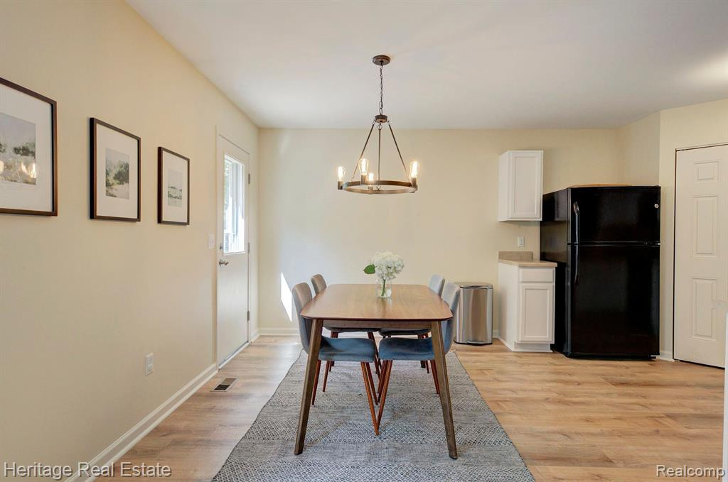 8218 BAYBERRY Court, Dexter, MI 48130 — Photo 16