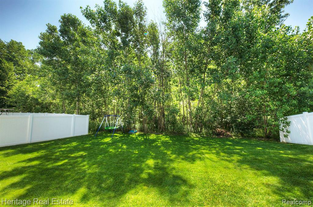 8218 BAYBERRY Court, Dexter, MI 48130 — Photo 49