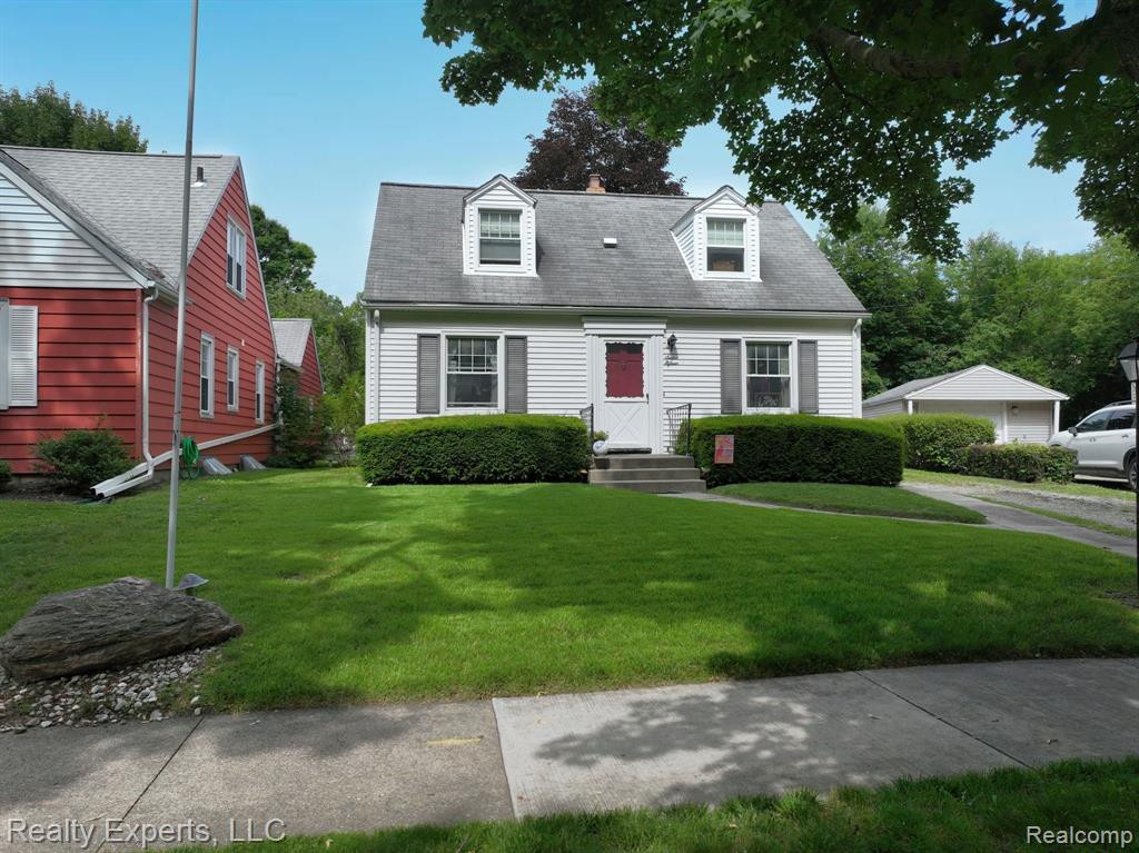 715 LINDA VISTA Street, Ann Arbor, MI 48103 — front exterior
