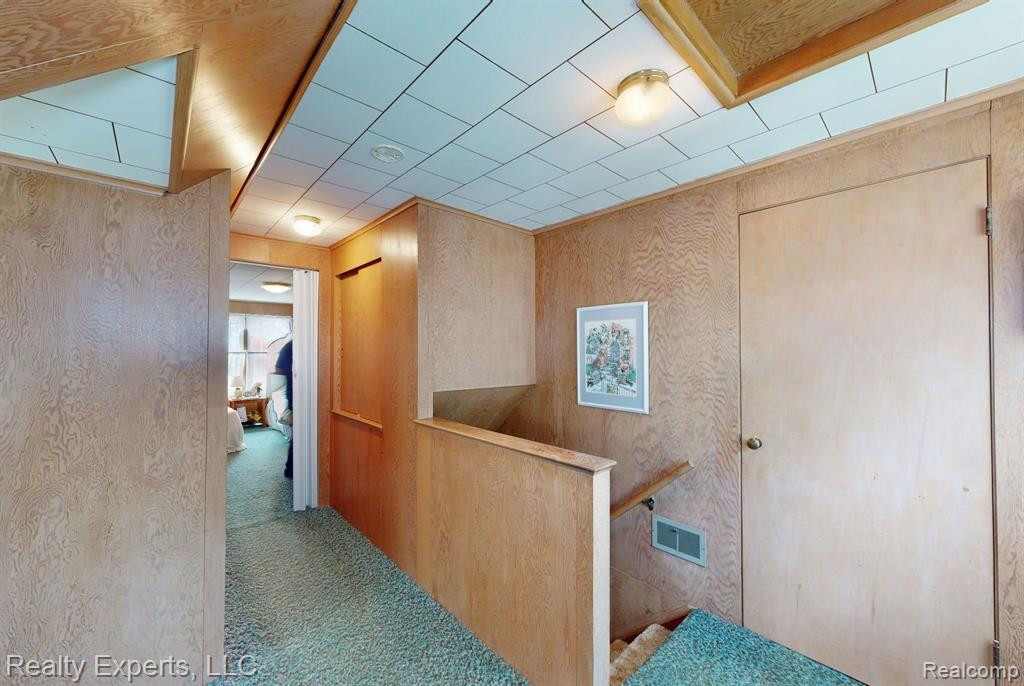 715 LINDA VISTA Street, Ann Arbor, MI 48103 — Photo 18