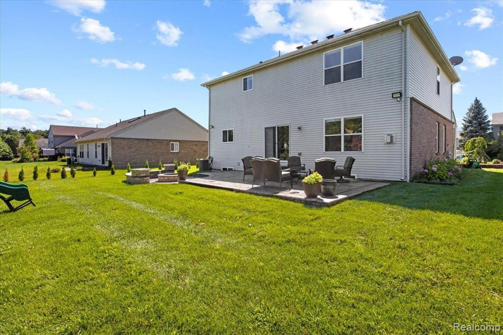 42208 CAMDEN Road, Belleville, MI 48111 — Photo 46
