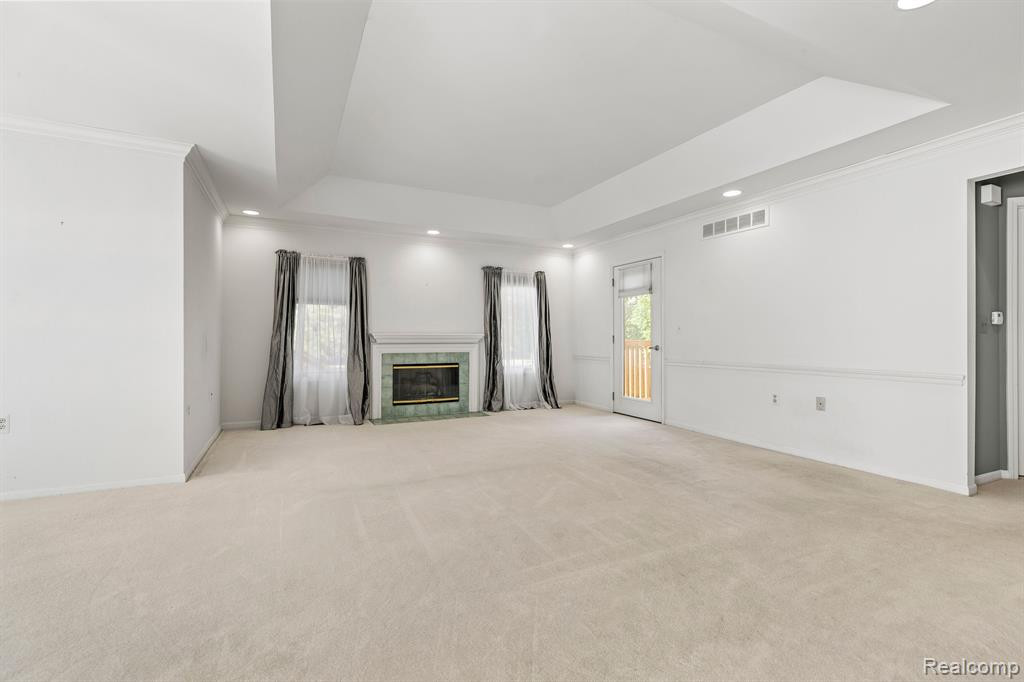 21272 SYCAMORE Court, 85, Farmington Hills, MI 48336 — Photo 4