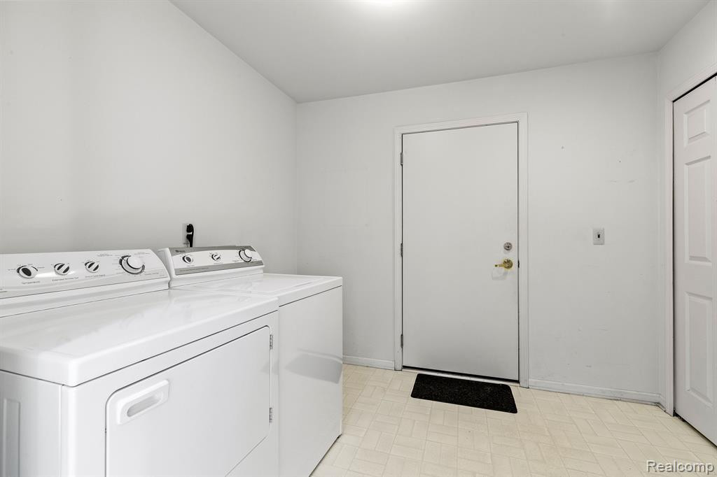 21272 SYCAMORE Court, 85, Farmington Hills, MI 48336 — Photo 8