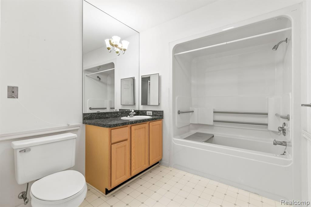 21272 SYCAMORE Court, 85, Farmington Hills, MI 48336 — Photo 14