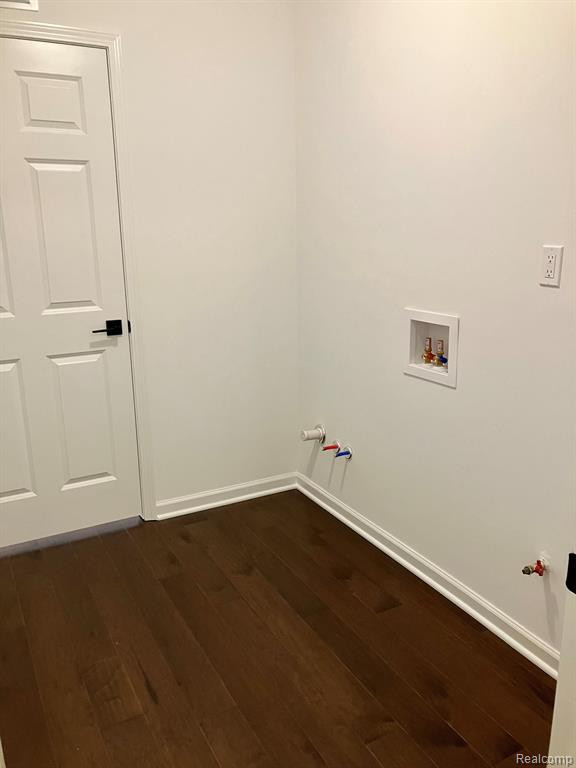 10085 SWAN LAKE Circle, 12, Ypsilanti, MI 48197 — Photo 6