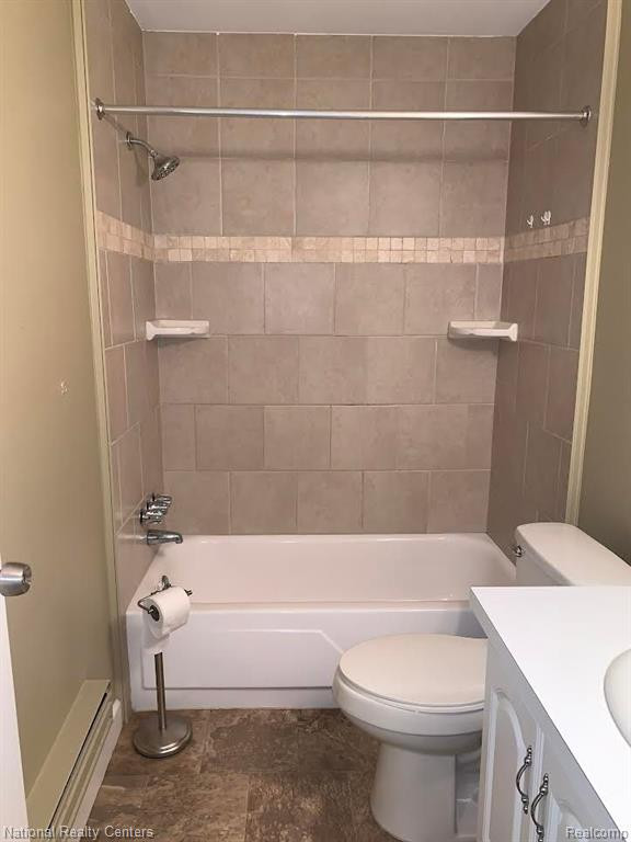 1832 COLONIAL VILLAGE Way, #3, Waterford, MI 48328 — Photo 14