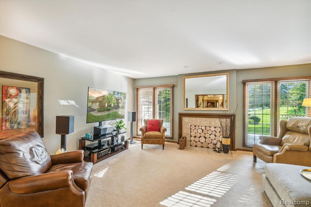 4665 PINE EAGLES Drive, Brighton, MI 48116 — Photo 15