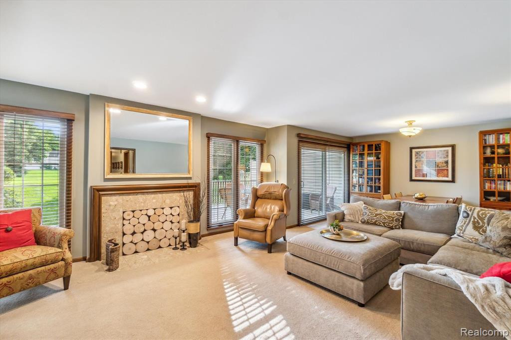 4665 PINE EAGLES Drive, Brighton, MI 48116 — Photo 16