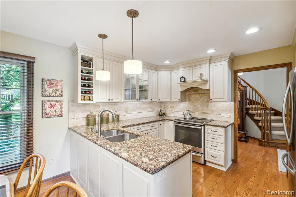 4665 PINE EAGLES Drive, Brighton, MI 48116 — Photo 25
