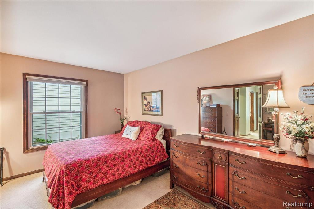 4665 PINE EAGLES Drive, Brighton, MI 48116 — Photo 31