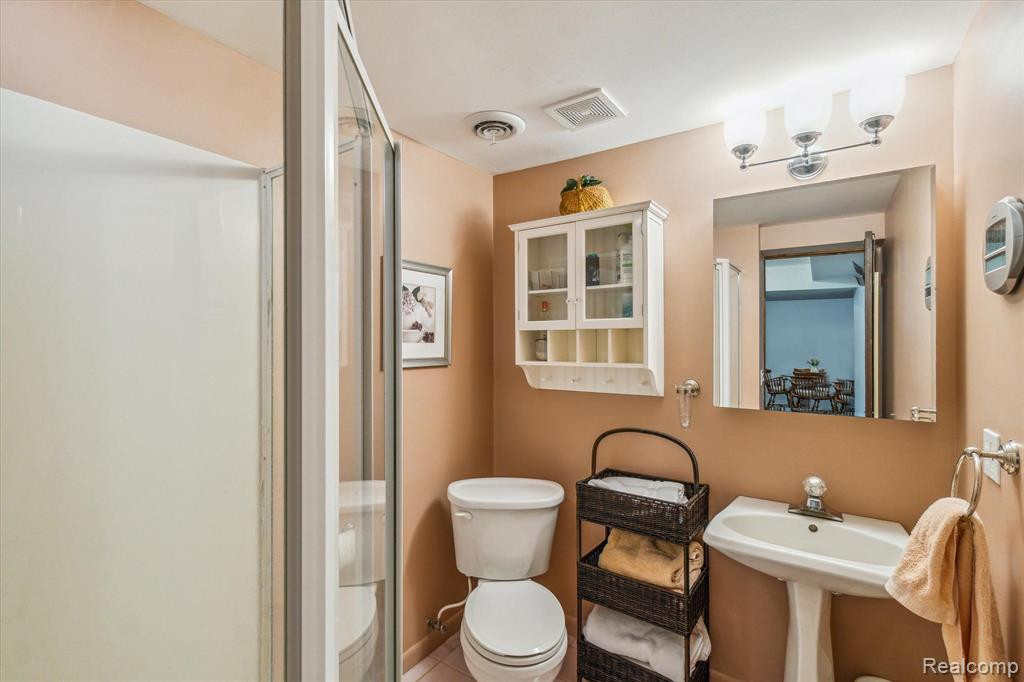 4665 PINE EAGLES Drive, Brighton, MI 48116 — Photo 47