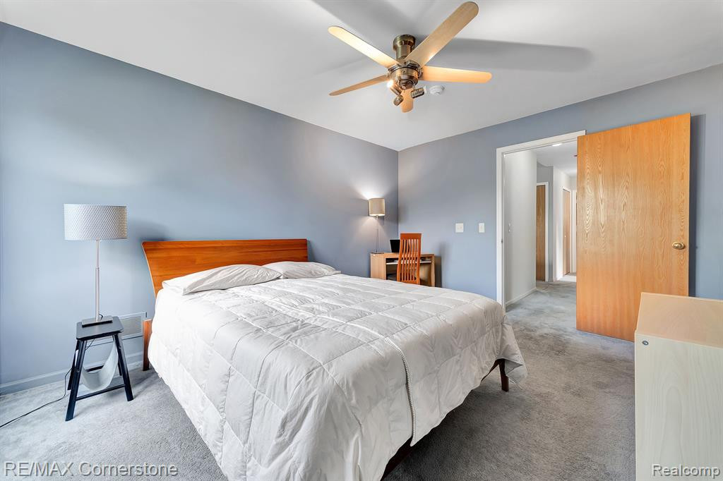 42708 LILLEY POINTE Drive, Canton, MI 48187 — Photo 10