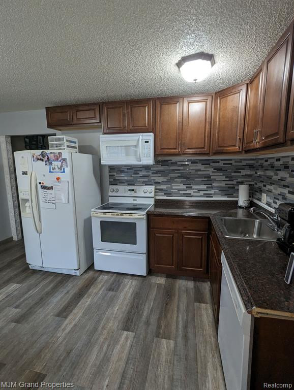 6131 S MOHAWK Avenue, Ypsilanti, MI 48197 — Photo 4