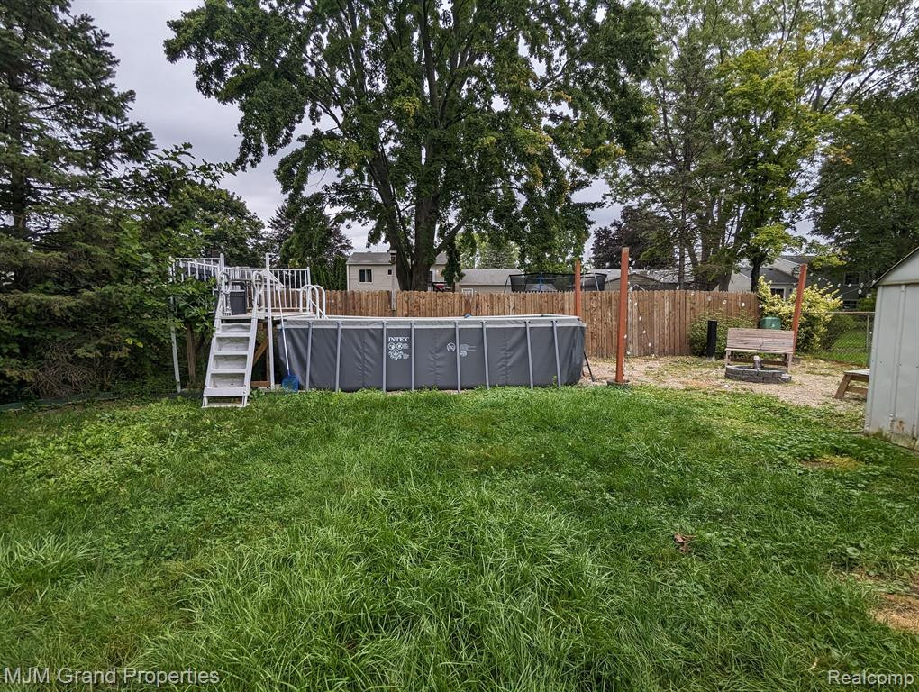 6131 S MOHAWK Avenue, Ypsilanti, MI 48197 — Photo 21