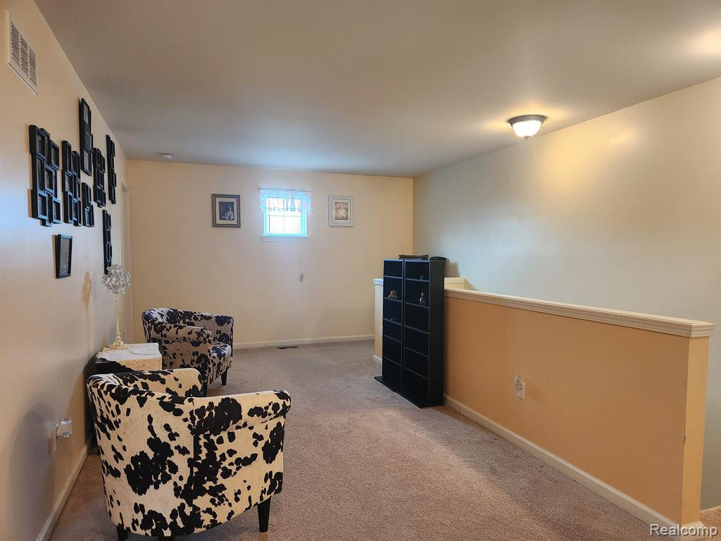 1186 SECRETARIAT Way, Howell, MI 48843 — Photo 12