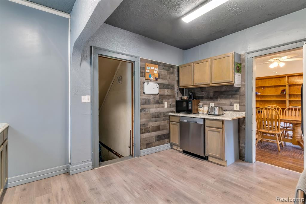 202 HAMILTON Street, Byron, MI 48418 — Photo 12