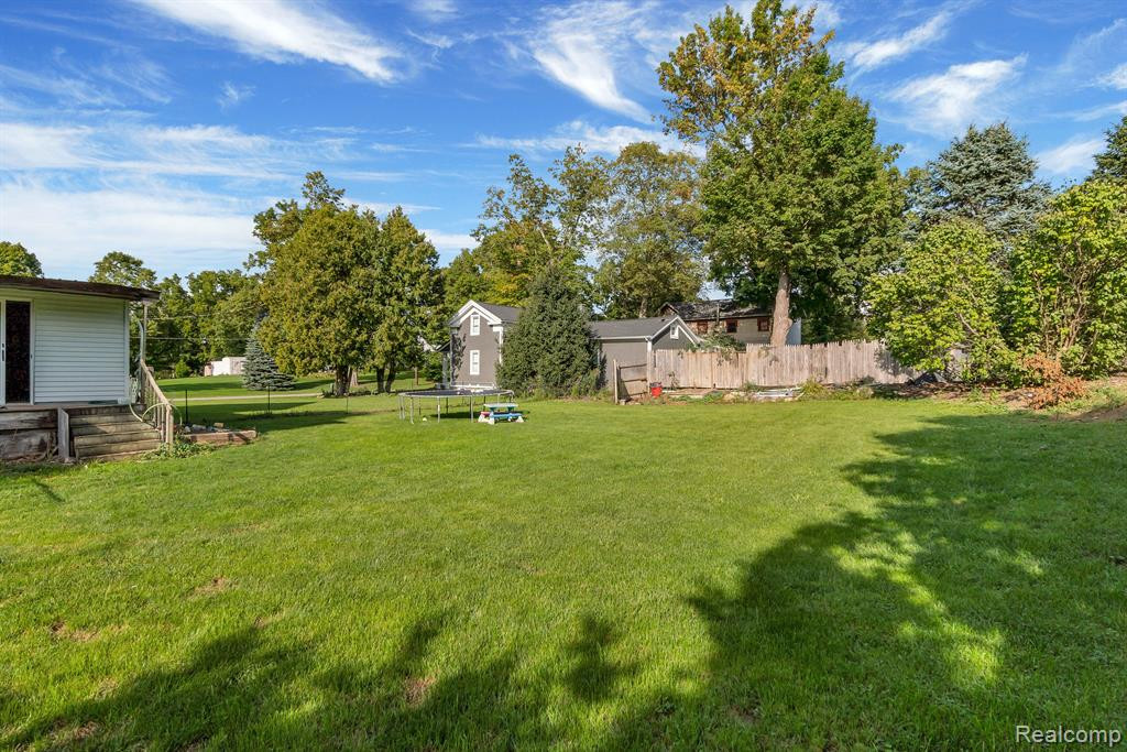 202 HAMILTON Street, Byron, MI 48418 — Photo 31
