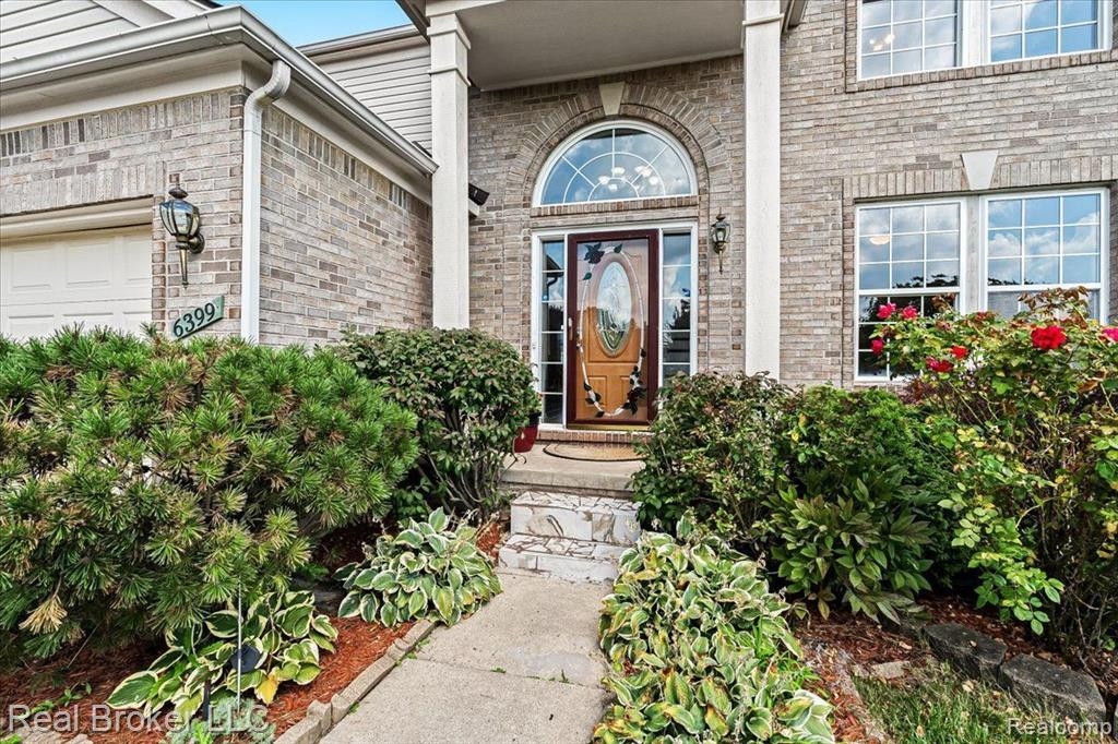 6399 OAKHURST Drive, Ypsilanti, MI 48197 — Photo 3